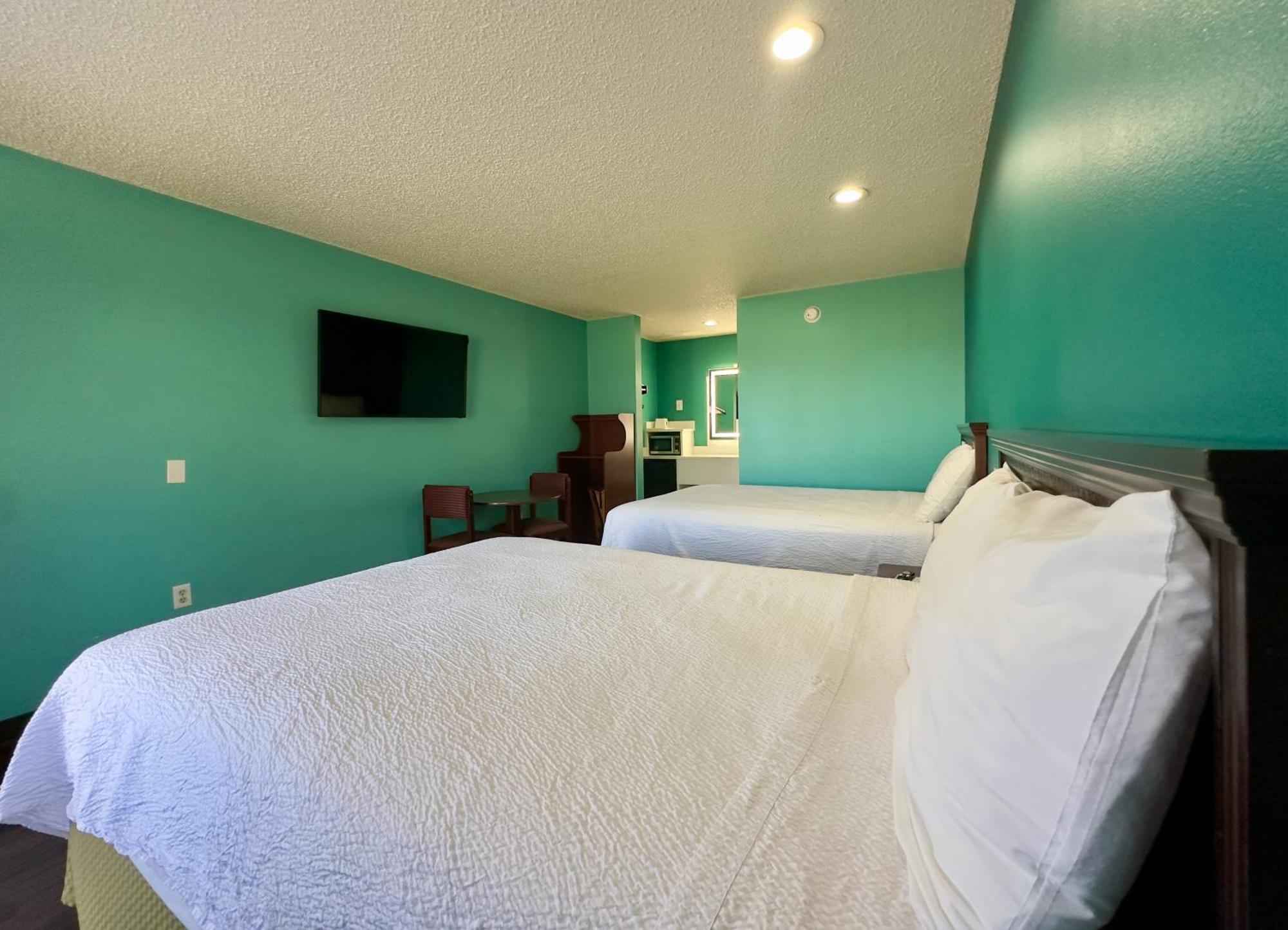 Razorback Inn Rogers Bagian luar foto