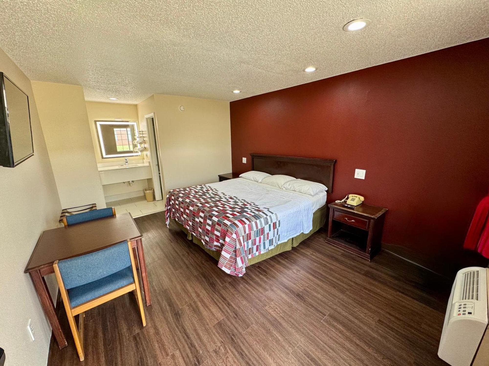 Razorback Inn Rogers Bagian luar foto