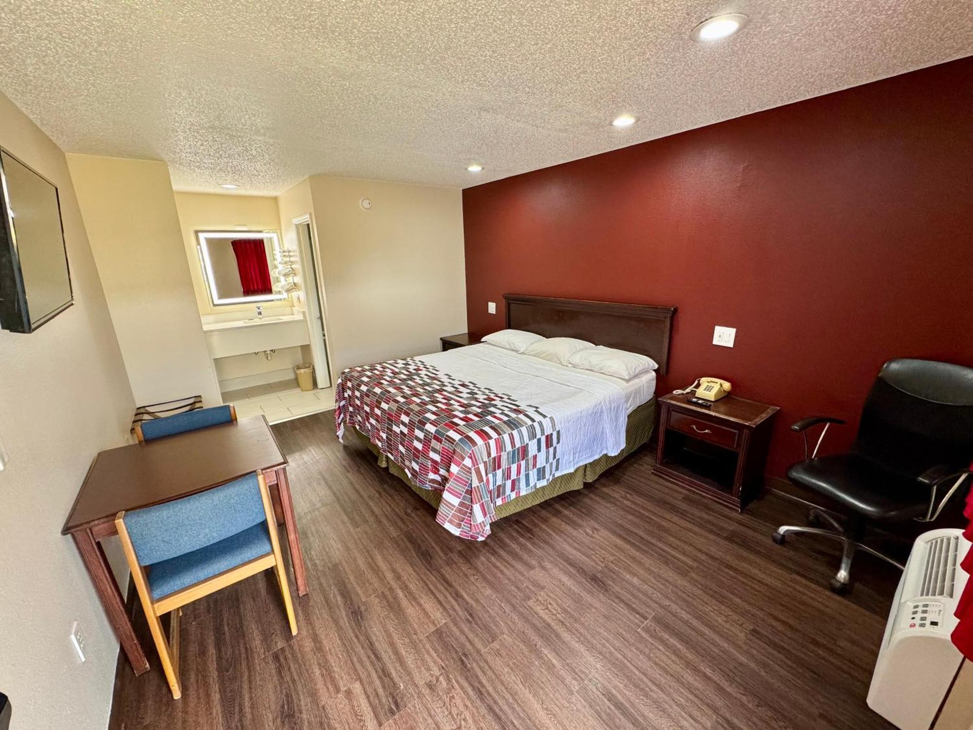 Razorback Inn Rogers Bagian luar foto