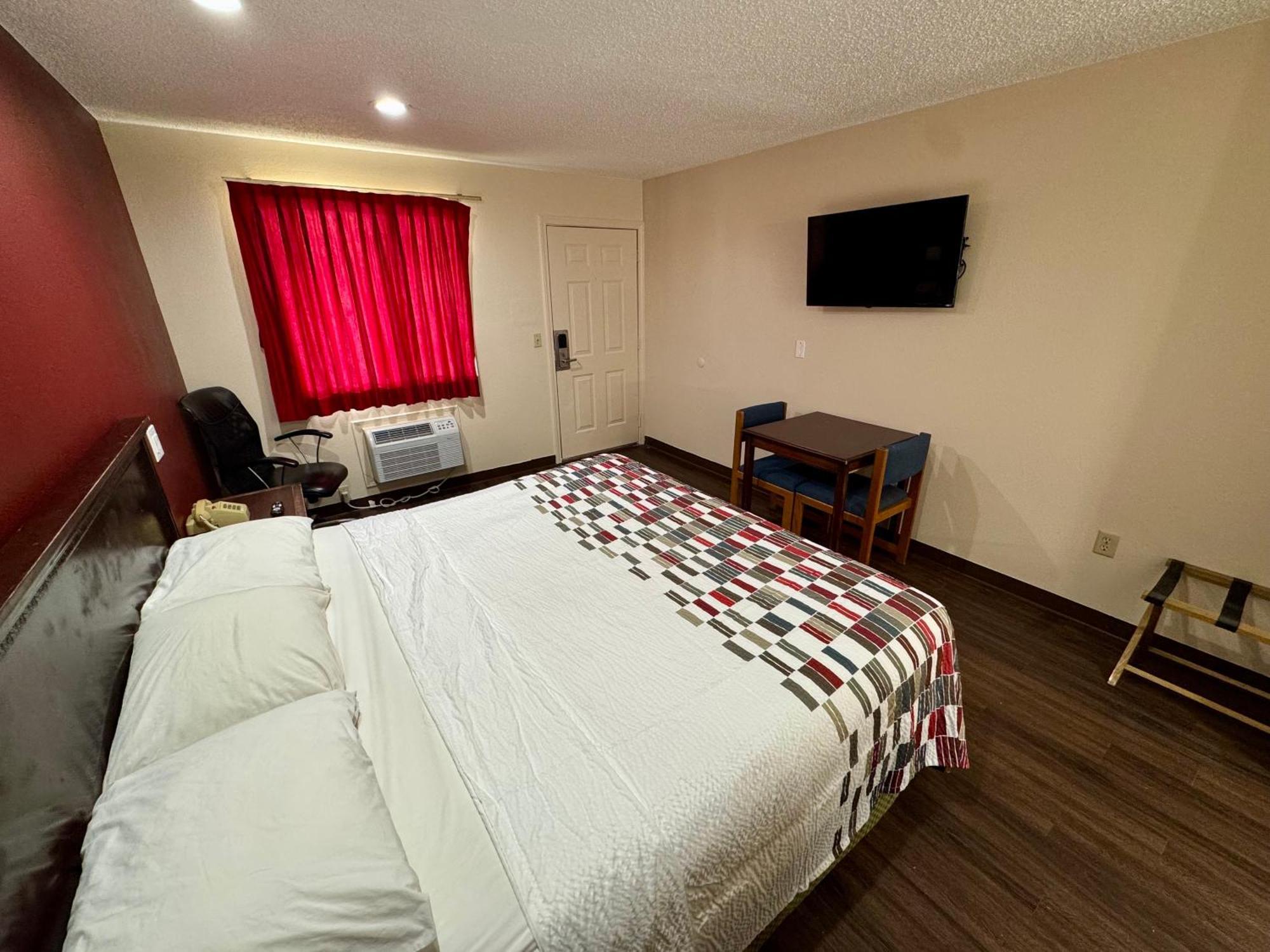 Razorback Inn Rogers Bagian luar foto