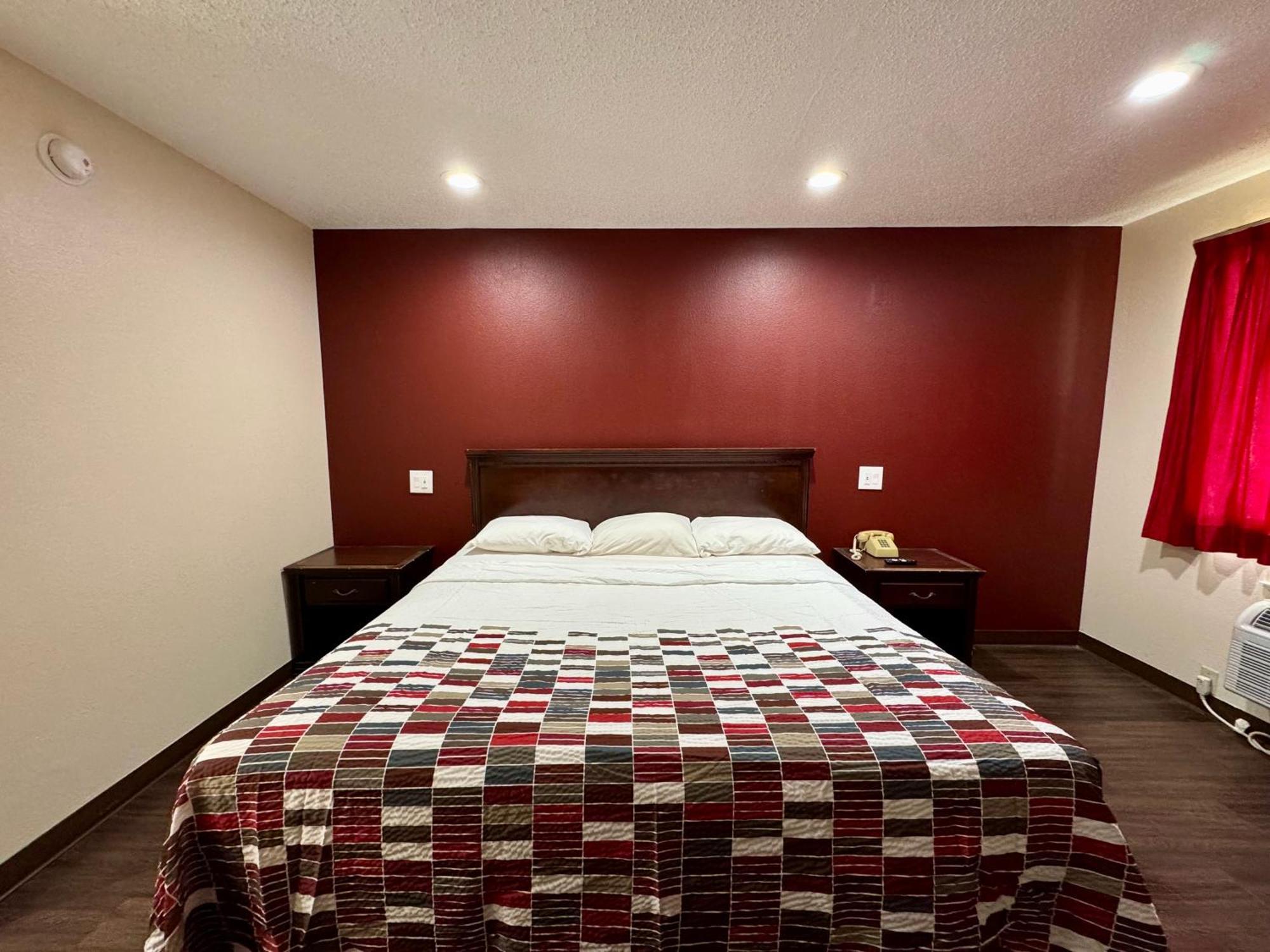 Razorback Inn Rogers Bagian luar foto